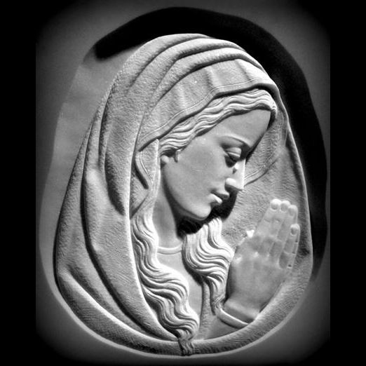 Basrelief der Madonna im Gebet Aus Carrara-Marmor, personalisierbar ART20